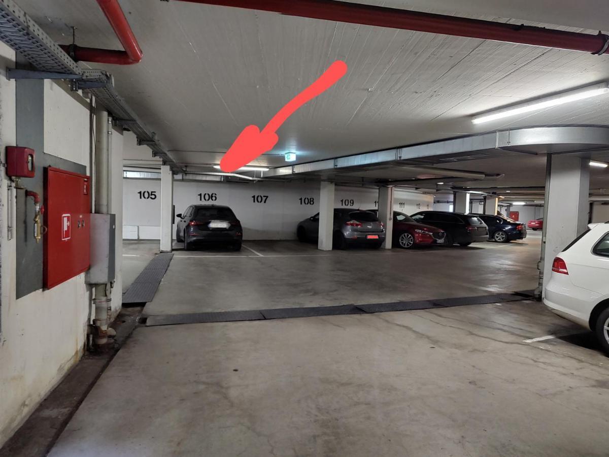 Cozy Apartment With Parking Garage Near Outlet Metzingen  Bagian luar foto