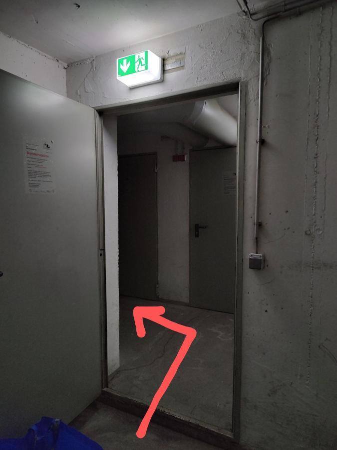 Cozy Apartment With Parking Garage Near Outlet Metzingen  Bagian luar foto