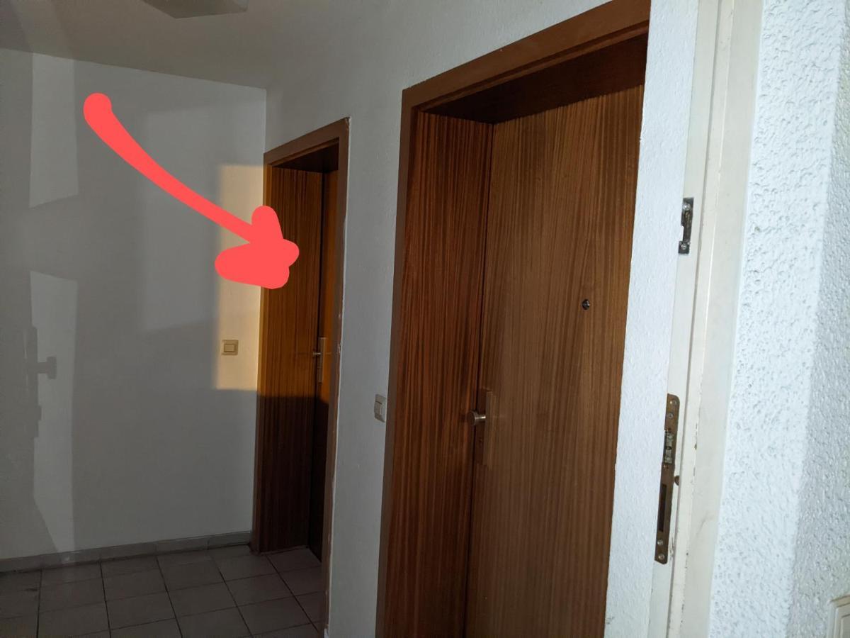 Cozy Apartment With Parking Garage Near Outlet Metzingen  Bagian luar foto